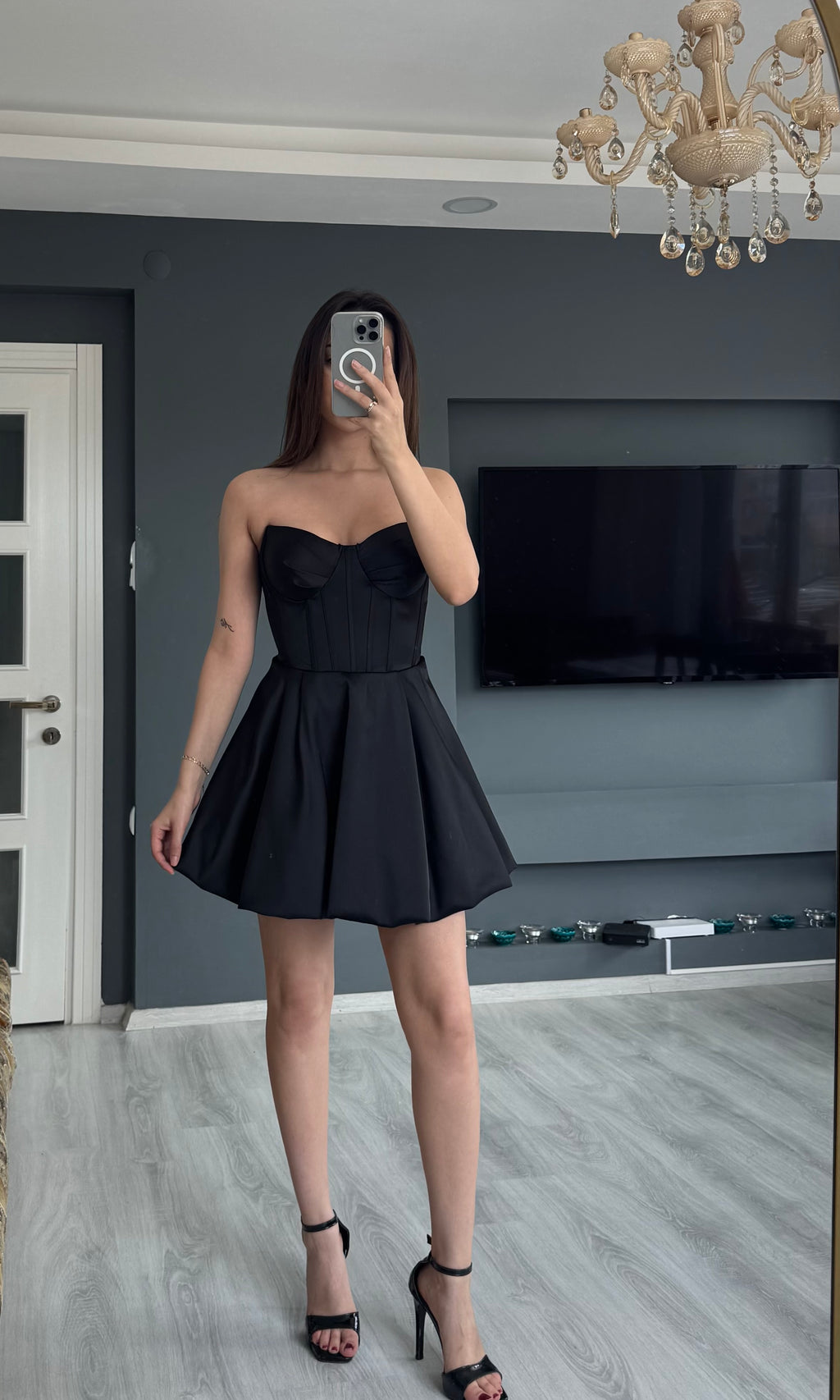 Korse Detaylı Balon Etekli Elbise - SİYAH