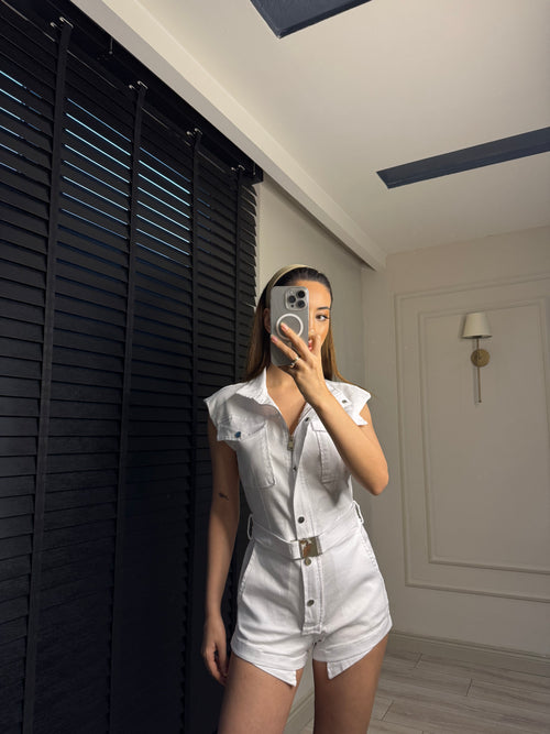 Beyaz Kemerli Denim Şort Tulum