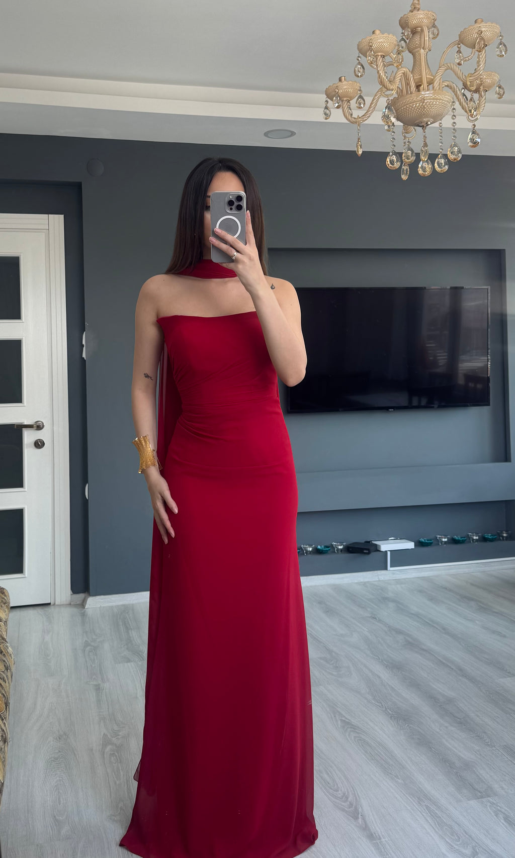 Straplez Drape Detay Fularlı Kırmızı Uzun Abiye