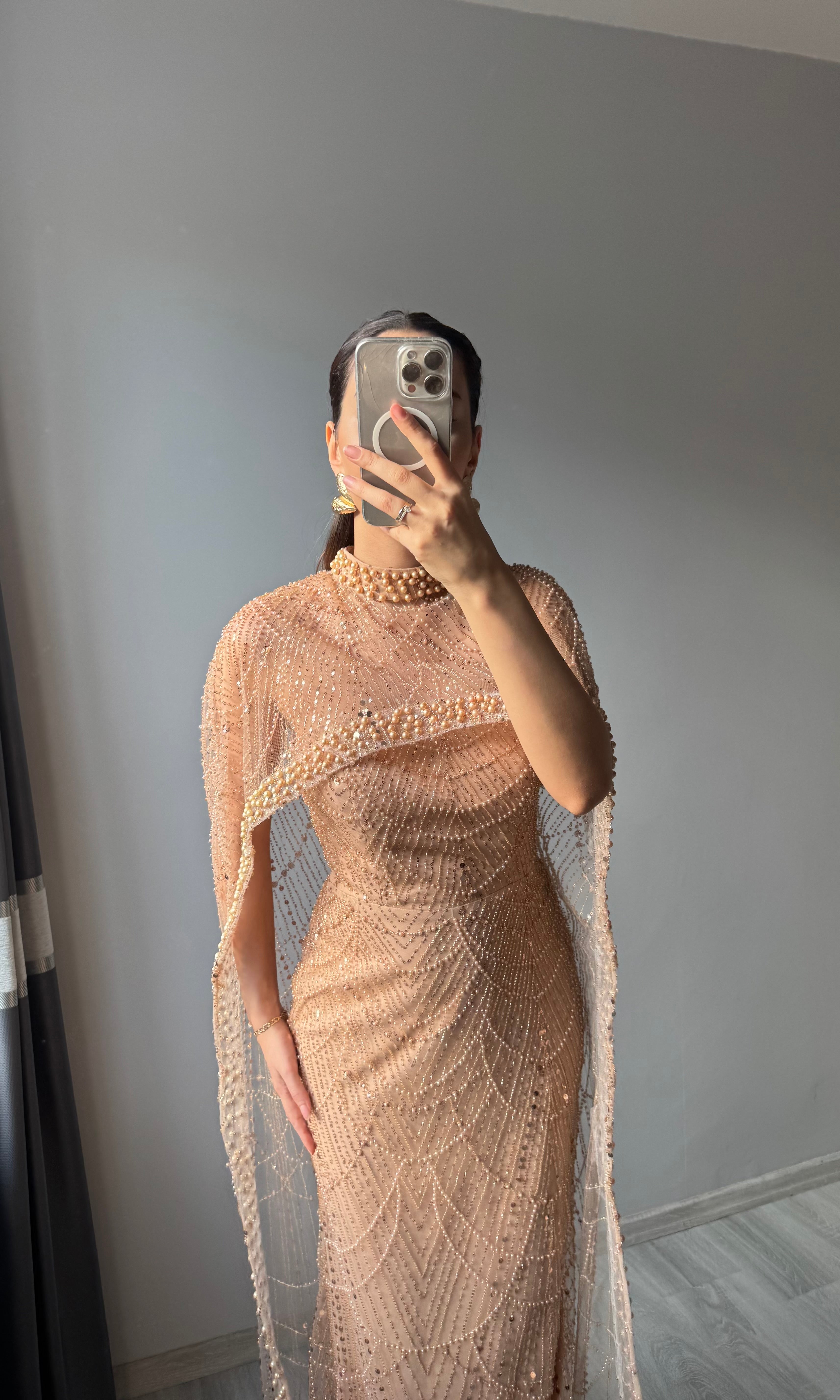 Pelerinli Straplez Balık Elegant Abiye - BEJ