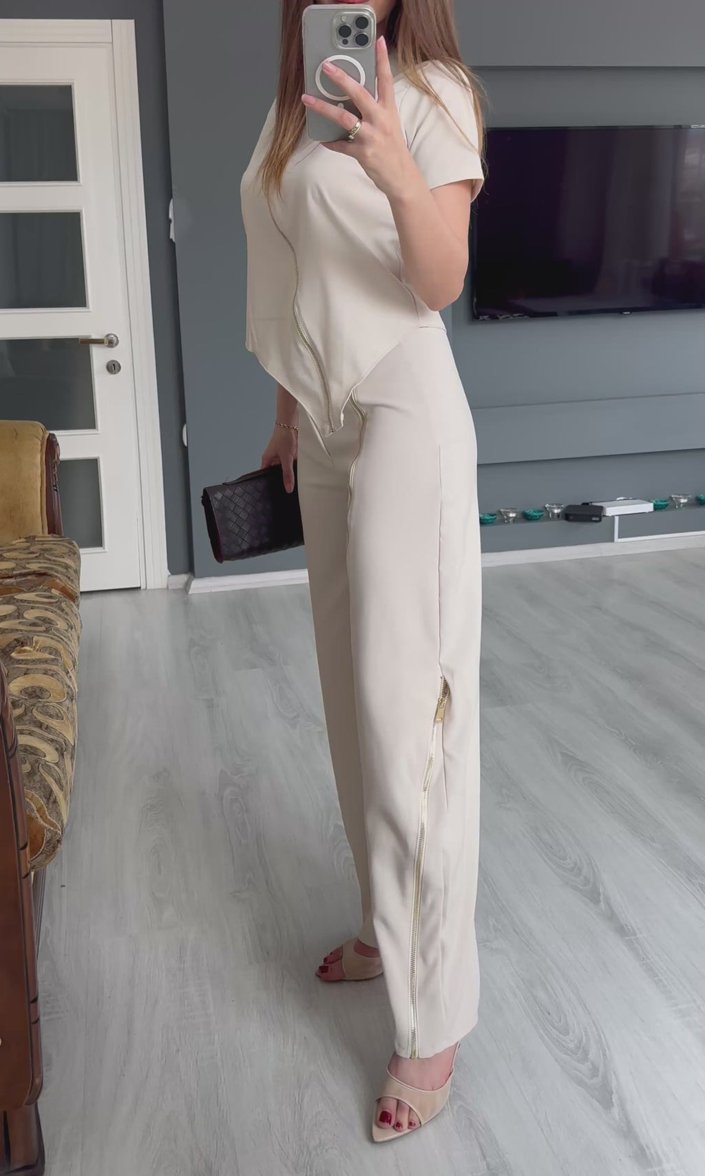 Premium Fermuar Detaylı Tasarım Taş Takım