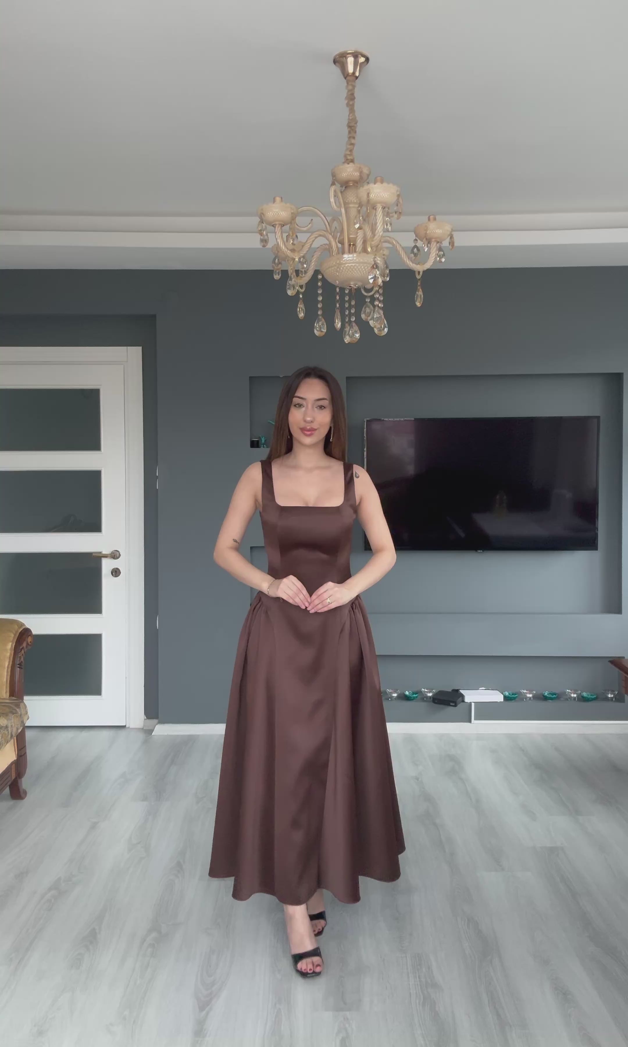 Saten Kumaş Bel Büzgülü Elbise - KAHVERENGİ